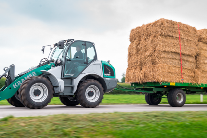 Operation as a tractor vehicle